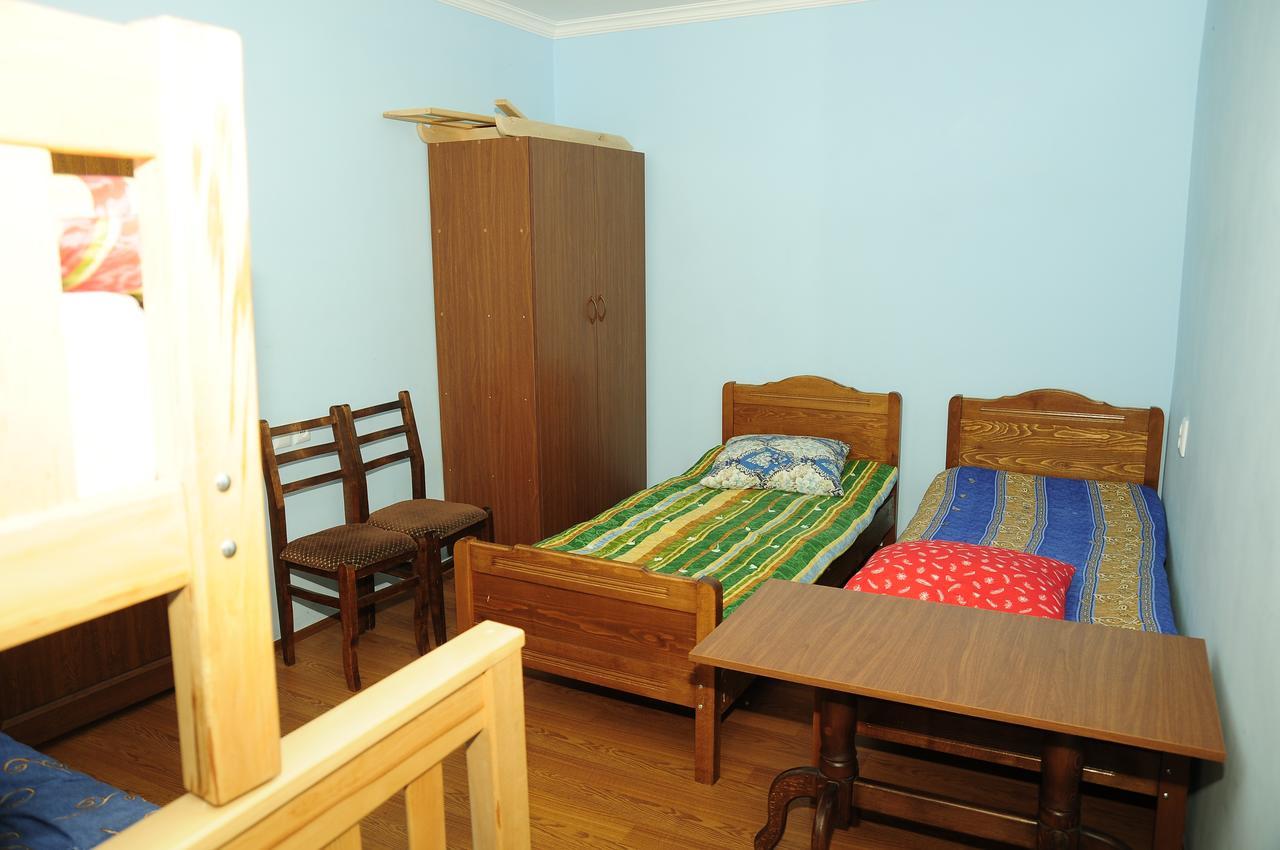 sadgeri 2018 Hotel Bagian luar foto